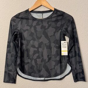 NWT Kids Zella Girl Curved Hem Long Sleeve T-Shirt Size M 8/10